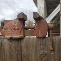 Aparato Para Detener/ Penipincher