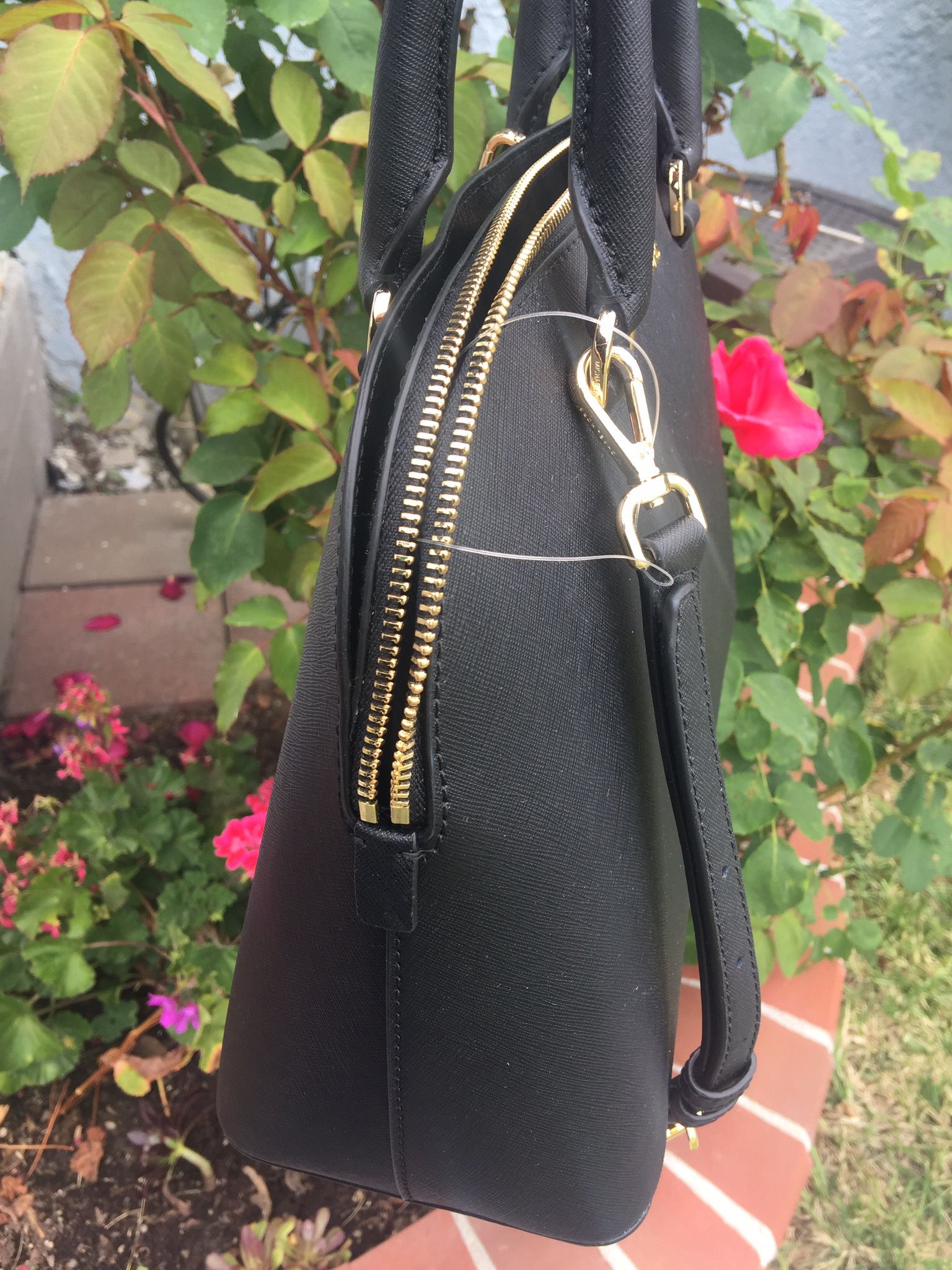 Michael Kors Emmy Satchel Handbag for Sale in Gardena, CA - OfferUp
