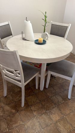 White Round Dining Table with 4 Chairs