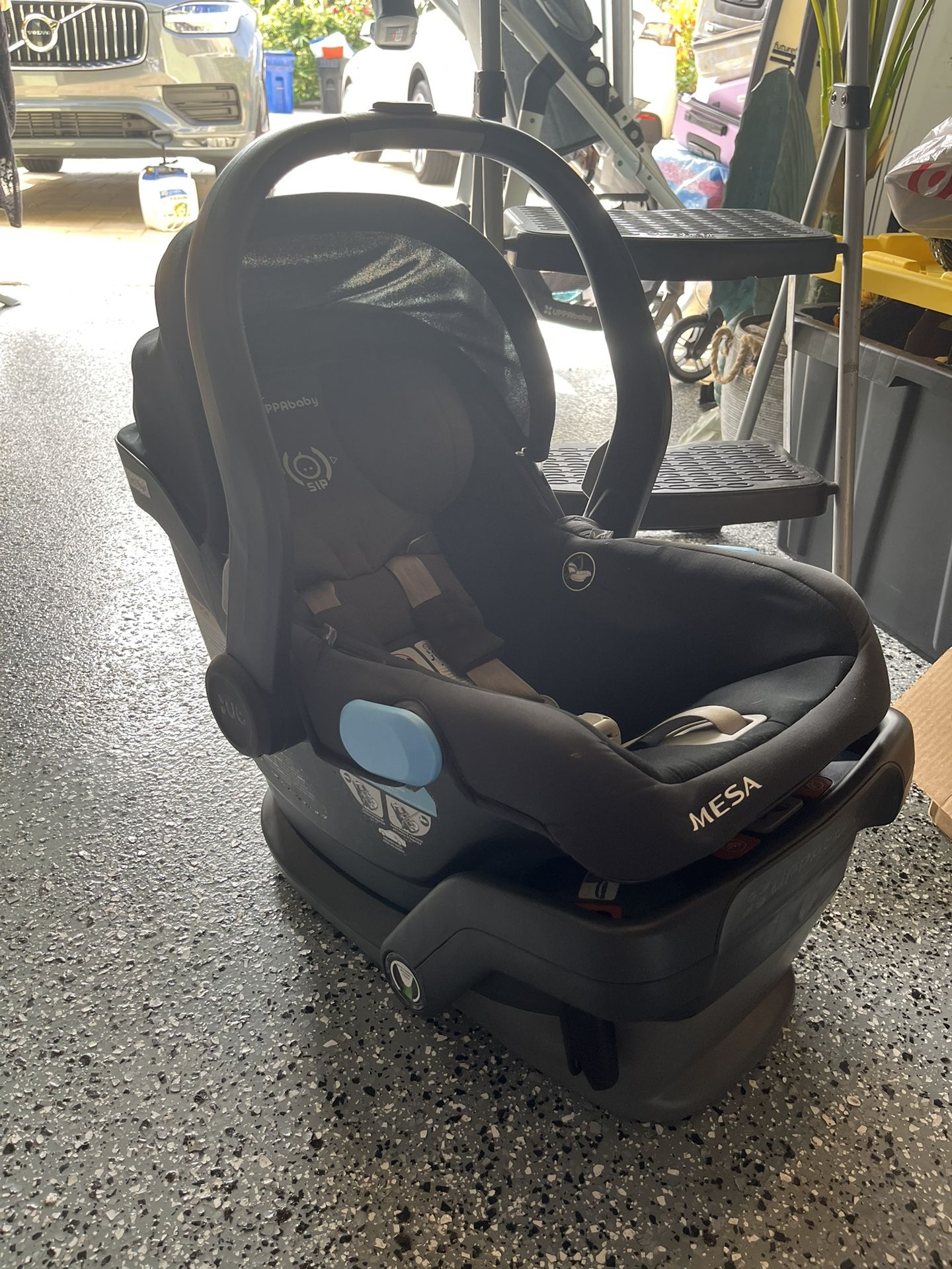 Uppababy Mesa Case Seat And Base