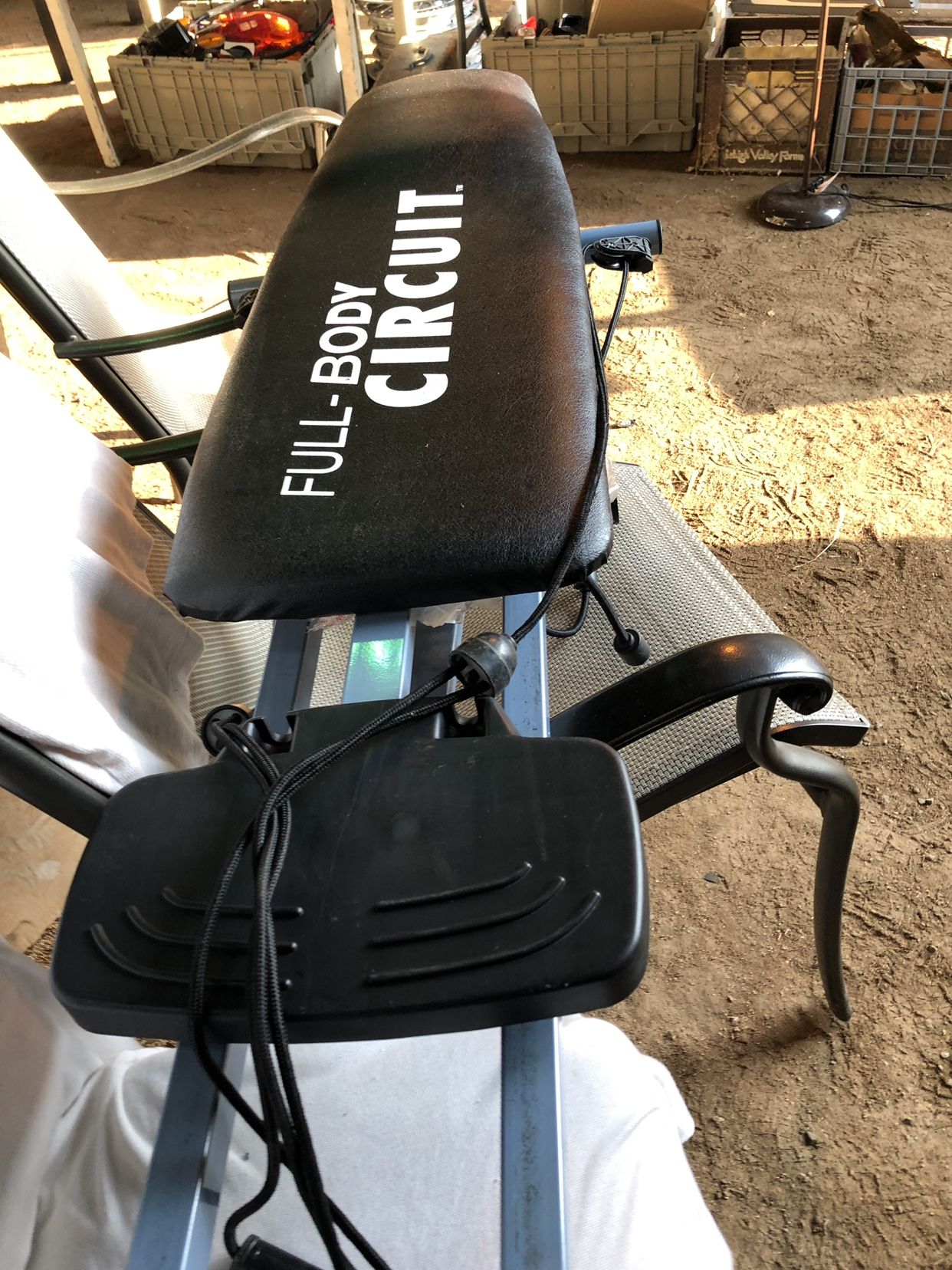 FULL BODY CIRCUIT EXERCISE MACHINE