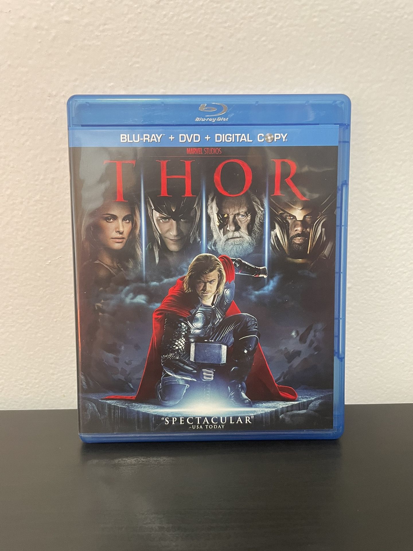 THOR Blu Ray DVD 2 Disc Combo Movie Like New Marvel Chris Hemsworth 2011