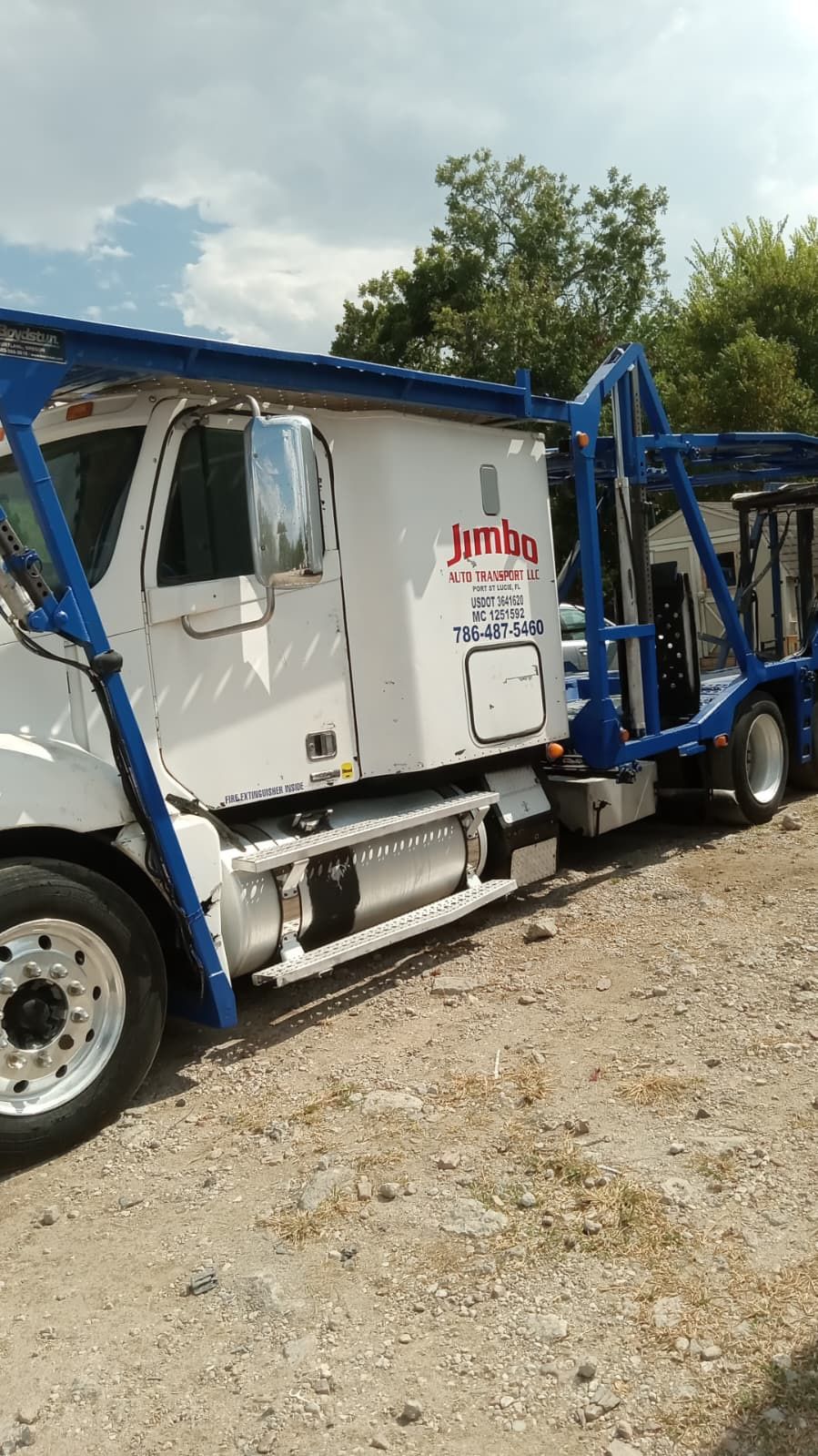 Freightliner Columbia 9 Cars 