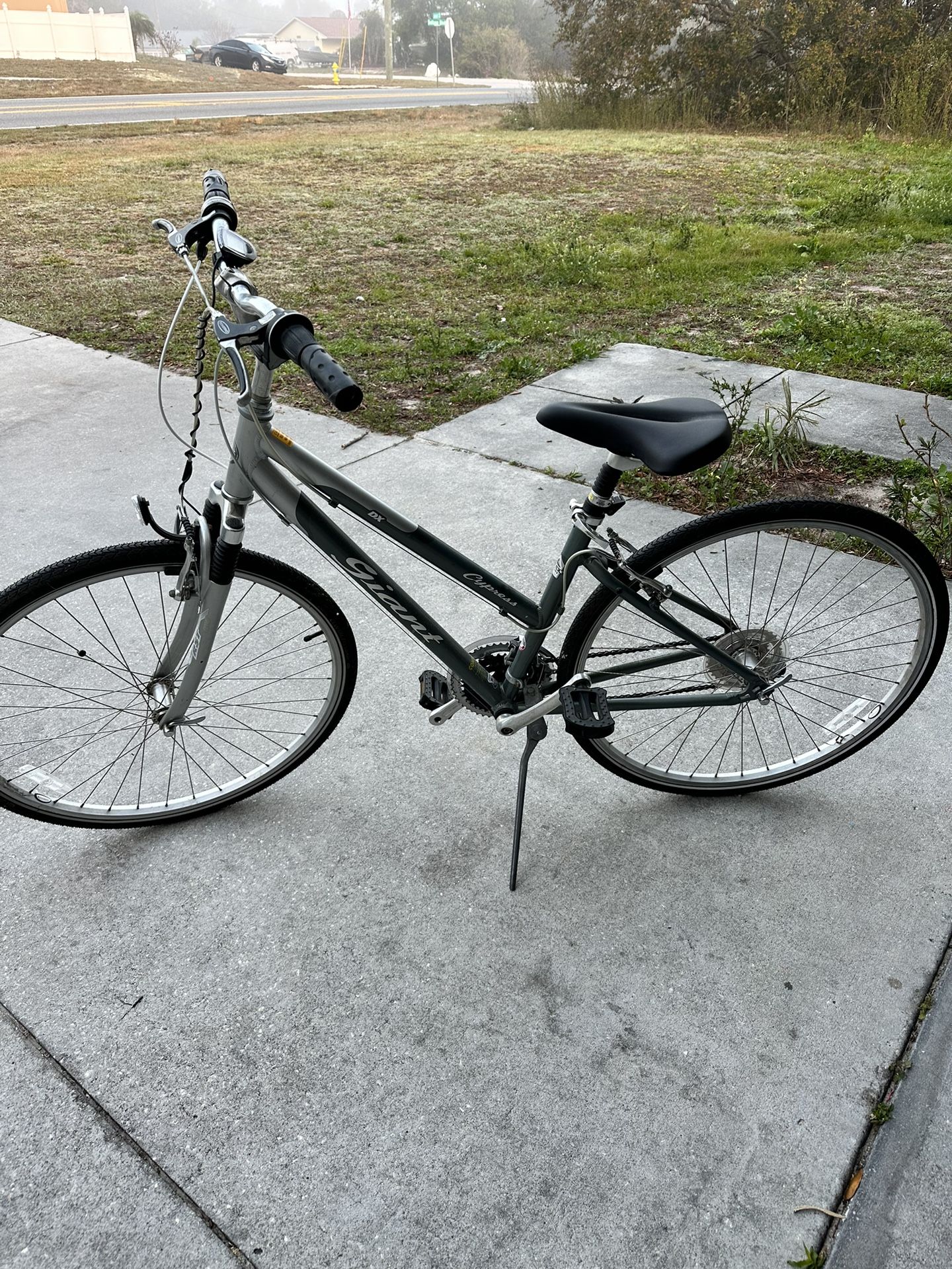 Bicycle Cypress Giant