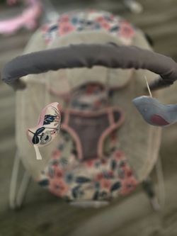 Babytrend Bouncer