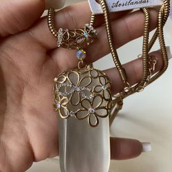 Elangant Necklace