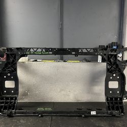 2022-2023-2024 HYUNDAI TUCSON RADIATOR SUPPORT OEM USED