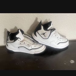 Zapatos  Nike Para Niño  Size 12 $40 Firme