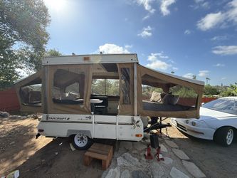 StarCraft Pop-up Camper