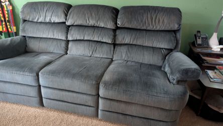 Reclining sofa