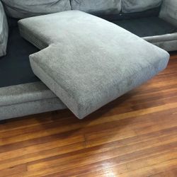 Sofa In Good Conditions.