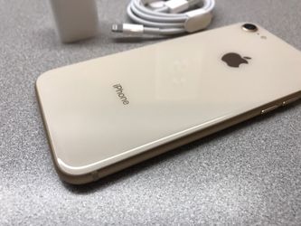 Apple iPhone 8 64gb - Unlocked - Rose Gold - Excellent Shape