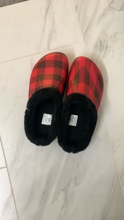 Crocs Style Slipper Shoes Red Black Plaid
