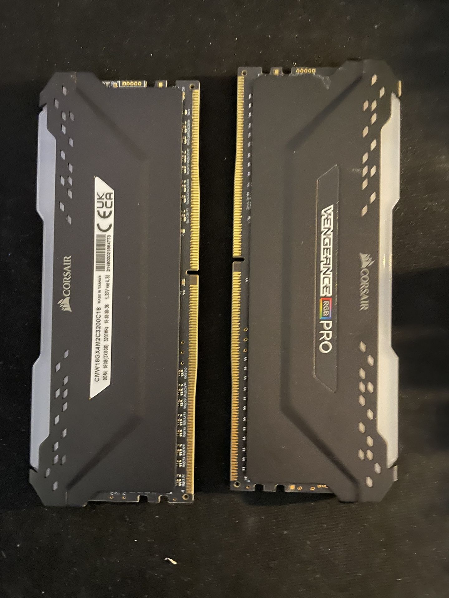 Corsair Vengeance RGB PRO ddr4 Ram. 2x8GB 3200mhz