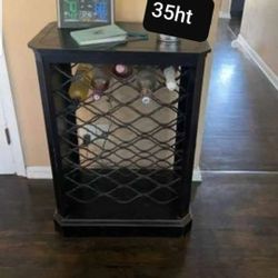Brown accent wine holder 