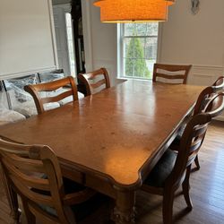 $150 Lane Dining Room Set With 6 Chairs 