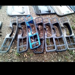 99-06 chevy/ GMC  cluster plastic trims