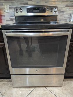 G.E. Stainless Steel Range Oven