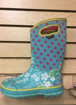 Bogs snow boots size 3 youth