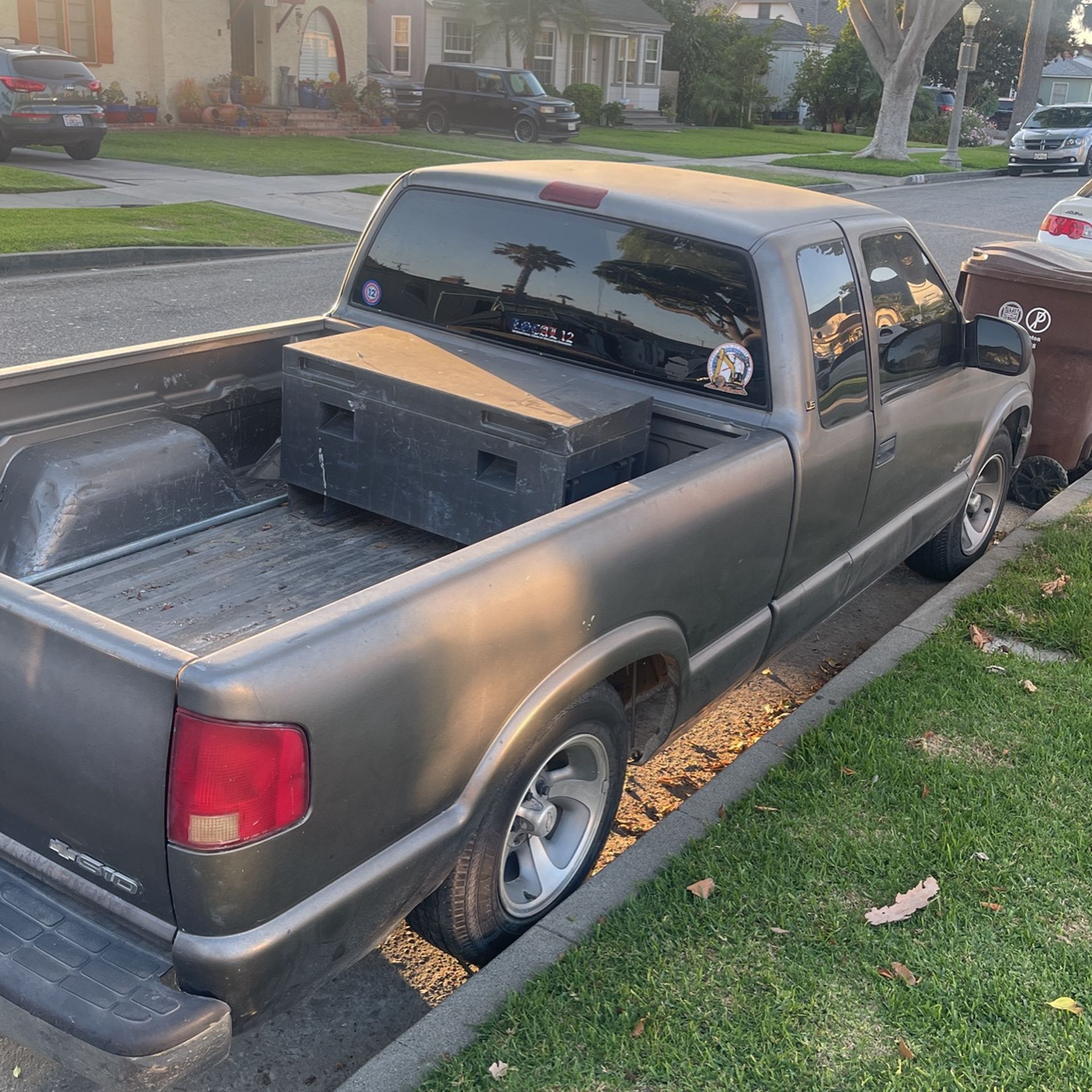 2003  Chevy S10 Pick up truck