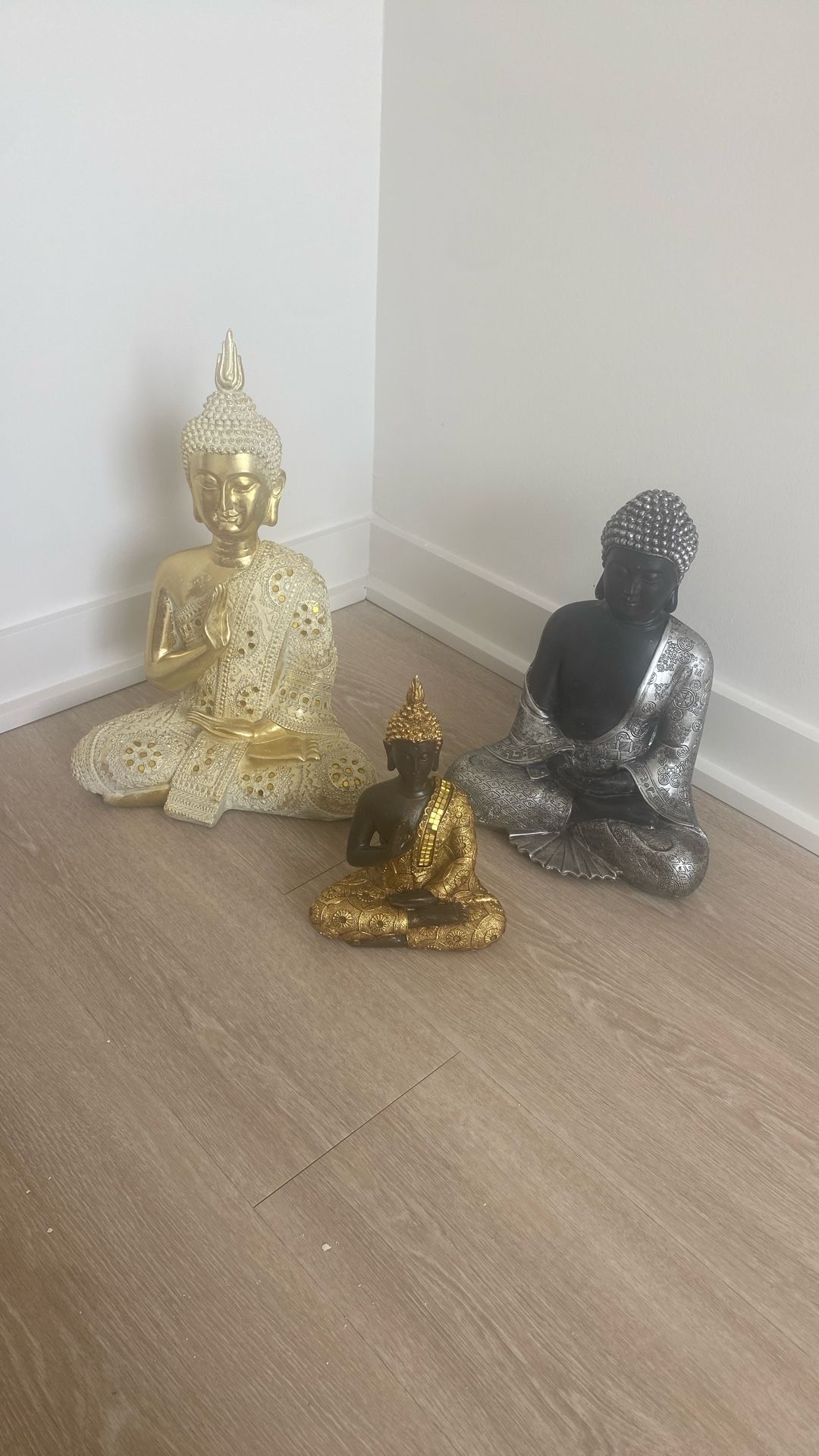 3 nice buddhas large medium small size 