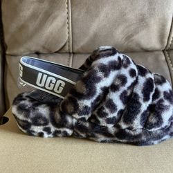 UGG Fliff Slide Panther Print Sleepers Size 8.