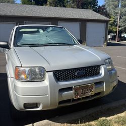 2004 Ford Escape