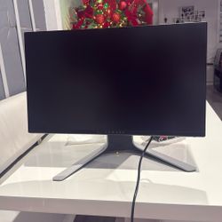 Alíen Ware Gaming Monitor