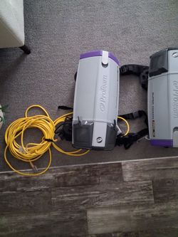 Commercial vacuum cleaners