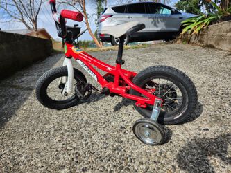 Toddler bike w training wheels Specalized Hotrock