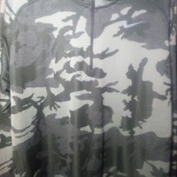 Nike Lite Weight Pullover 