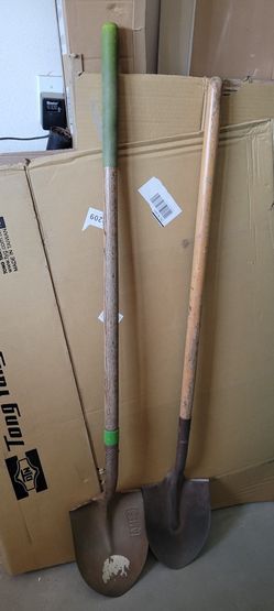 2 Shovels For The Price Of 1- 47 in. L Wood Handle Carbon Steel Digging Shovel with Grip