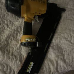 BOSTITCH nail Gun