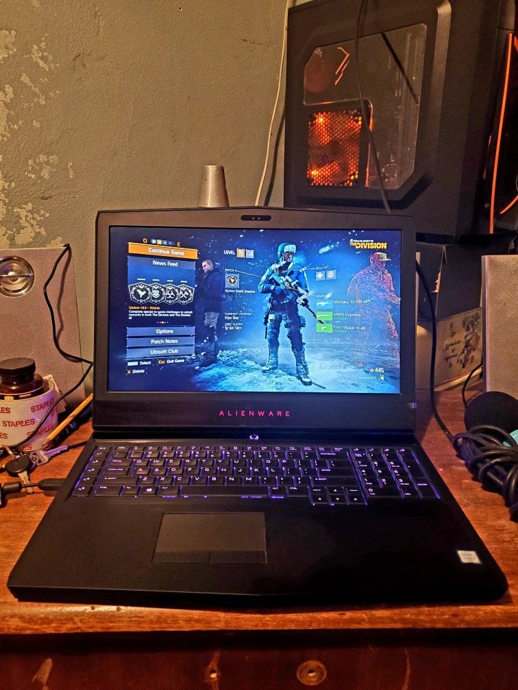 Alienware 17 R4 i7 6700hq, Gtx 1070, 16 Gig Ram, 2.5 Tb, VERY GOOD CONDITION