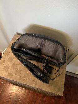 Shoulder and neck massager w heat