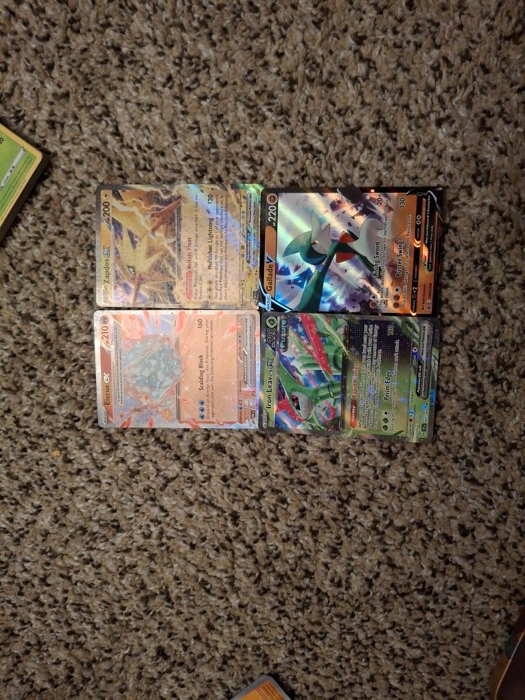 Eiscue Ex/ Zapados Ex/ Iron Leaves Ex/ Gallade V