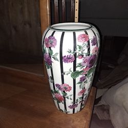 Vase