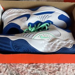 NIKE FLY BY MID 3