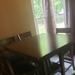 Dinning Table 