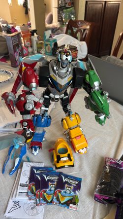 Voltron 5 Lion piece Good  for your collection. See my other offers