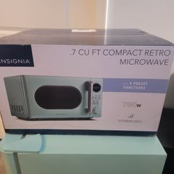 Retro Microwave (Mint Green)