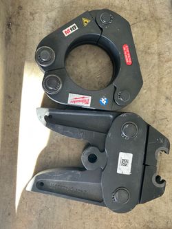 Milwaukee 2-1/2” IPS  Propress  Jaw