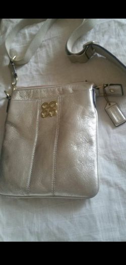 Coach crossbody gold