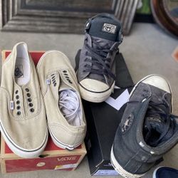 Lot of 2 men’s shoes size 11 converse and vans