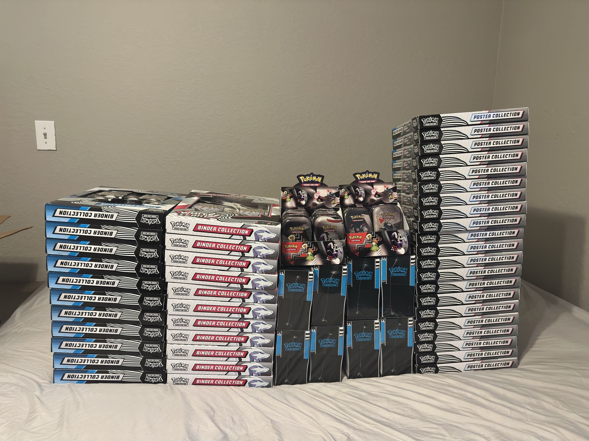 Lot of Black Bolt White Flare