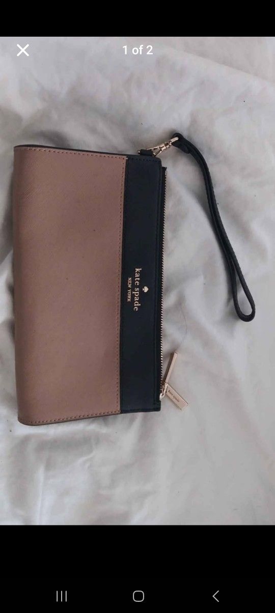 Kate Spade Leather Wristlet 