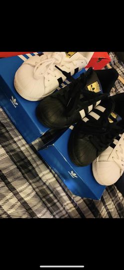 5.5y boys 7.5 woman each pair 65$