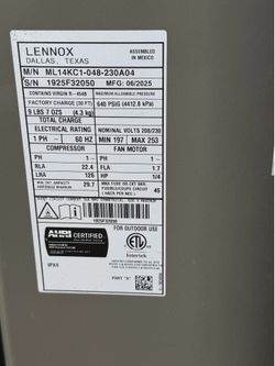 Brand new open box 4 tons unit only 1300$ OBO