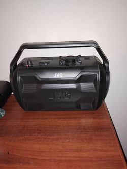 Jvc rover portable indoor/outdoor speaker
