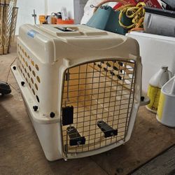 small/medium dog crate